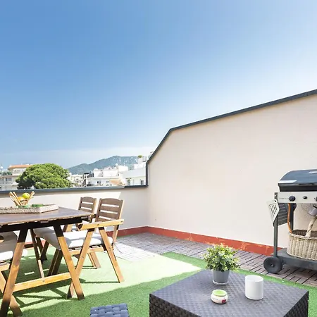 Apartment Lets Holidays Quiet 5 Minutes To The 2 Tossa de Mar
