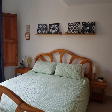 Apartment Lets Holidays Terrace 2 *