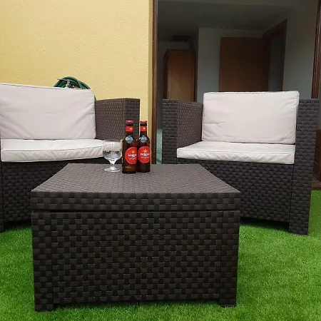 Apartment Lets Holidays Terrace 2