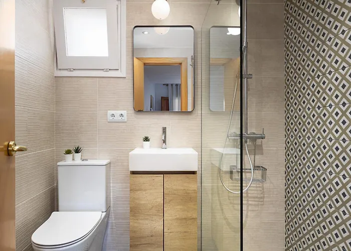 Apartment Lets Holidays Quiet 5 Minutes To The 2 Tossa de Mar
