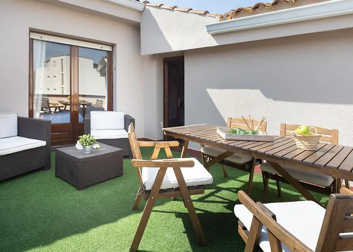 Apartment Lets Holidays Quiet 5 Minutes To The 2